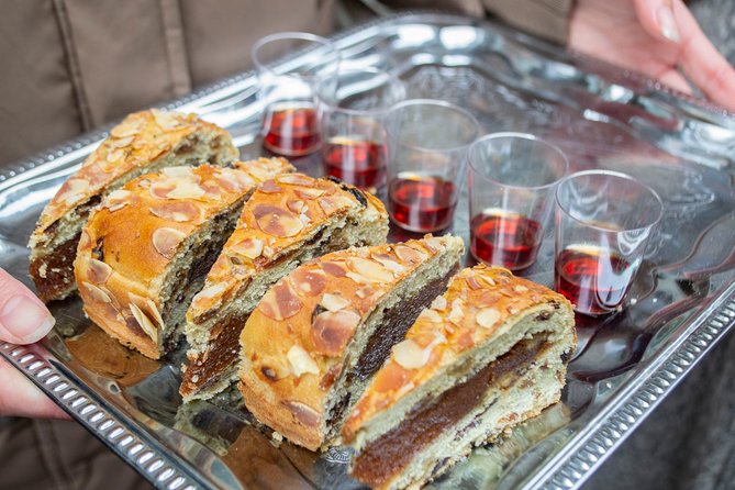 Food Walking Tour of The Hague - by Bites & Stories - The guides make or break the afternoon