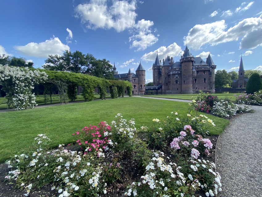 From Amsterdam: Castle De Haar Guided Tour - The 45-minute drive out of Amsterdam