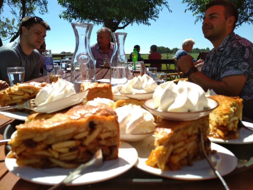 From Amsterdam: Countryside Bike Tour - Weather, clothing, and practical planning