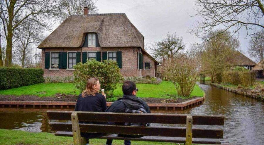 From Amsterdam: Giethoorn Guided Day Trip with Canal Cruise - Is $108 per person good value?