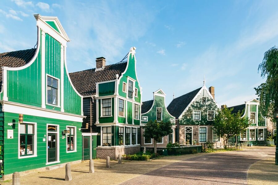 From Amsterdam: Zaanse Schans, Edam, & Marken Full-Day Trip - Marken: wooden houses and a quiet final stop