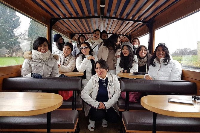 From Amsterdam: Zaanse Schans, Volendam, Giethoorn with Boat Tour - Why this Dutch village combination works