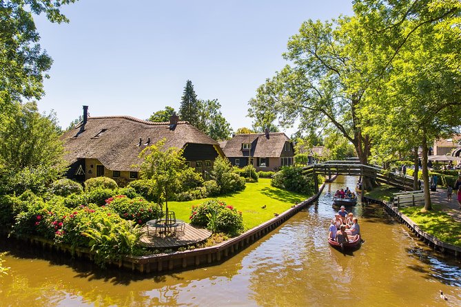 Giethoorn and Afsluitdijk Day Trip from Amsterdam with Boat Trip - Who should book this Giethoorn tour?