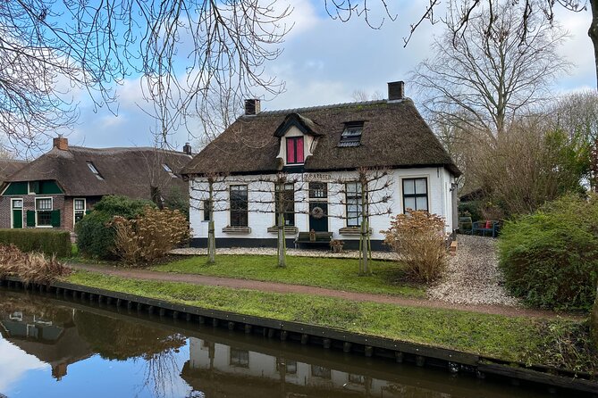 Giethoorn and Zaanse Schans Day Tour Small Group Incl. Boat Ride - Who will enjoy this tour most?