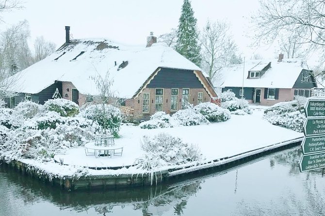 Giethoorn Day Tour from Amsterdam with Small Boat Ride - Is $154.86 good value?