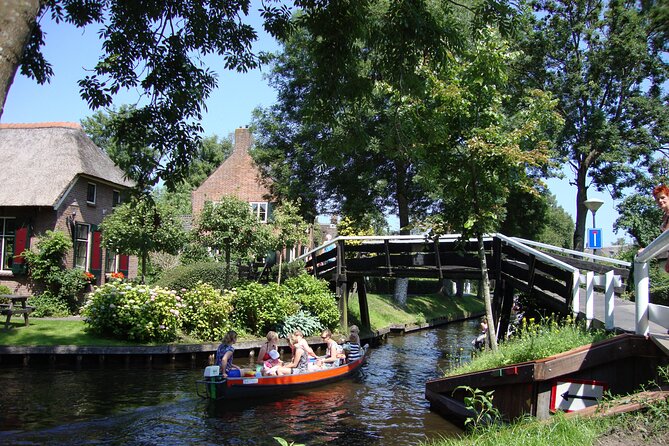 Giethoorn Day Trip from Amsterdam With Cruise and Cheeseplatter - Is the $113 price good value?