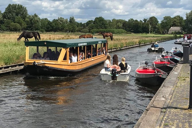 Giethoorn, Zaanse Schans Windmills Guided Day Trip from Amsterdam - Group size, comfort, and pace