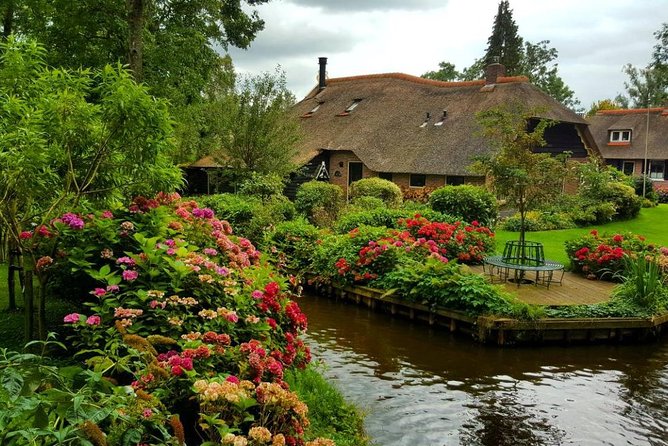 Giethoorn, Zaanse Schans Windmills Guided Day Trip from Amsterdam - Practical advice for making the day better