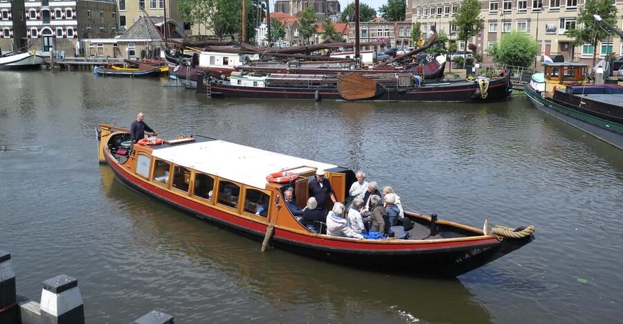 Gouda: Historical Canal Cruise - Following Gouda’s early trade connection
