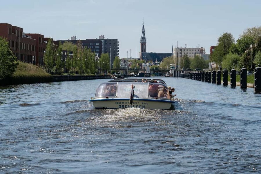Groningen: City Canal Cruise - A Small Bar With a Big Effect on the Mood