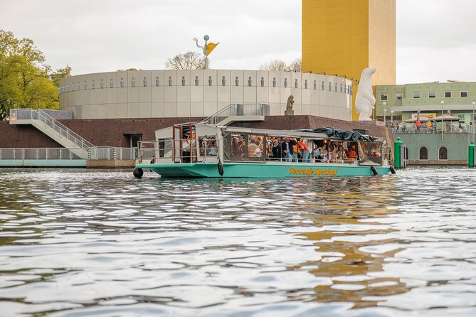 Groningen: Terrace Boat Experience with a Cozy Bar: 1 hour - Food, Drinks, and the Cost of a Simple Hour