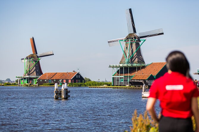 Guided Day Trip - Volendam, Zaanse Schans, Marken & Edam - Volendam, cheese, and Dutch cookies