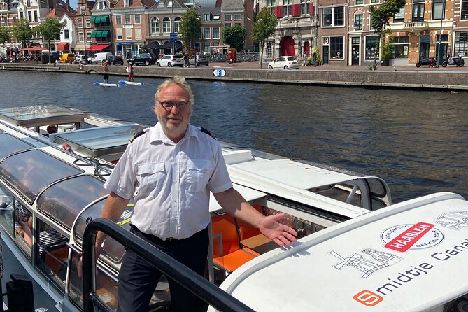 Haarlem: 50 minutes Boat Cruise - Teylers Museum and Haarlem’s intellectual side