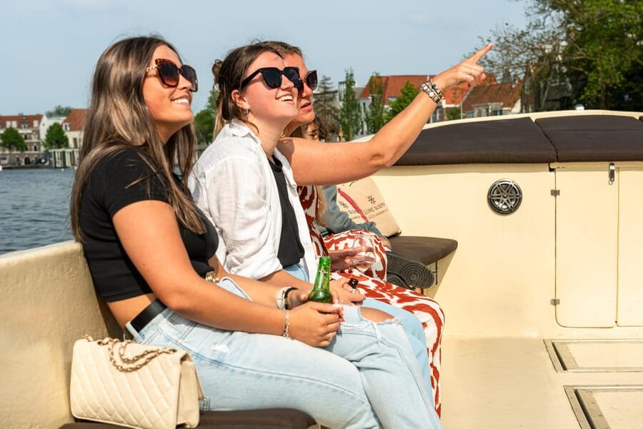 Haarlem: Guided Highlights Canal Cruise on Open Boat - Along the Spaarne River from De Adriaan