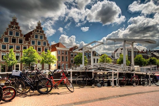 Haarlem Old Town Private Walking Tour - Starting at Haarlem Central Station