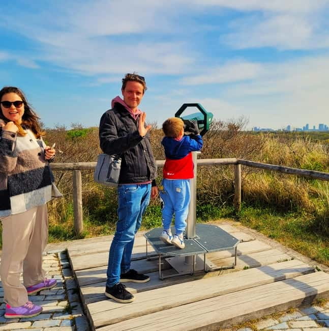 Interactive Safe 2,5hr Bike tour with Entertaining Guide - Parks, green spaces, and the ride toward Scheveningen