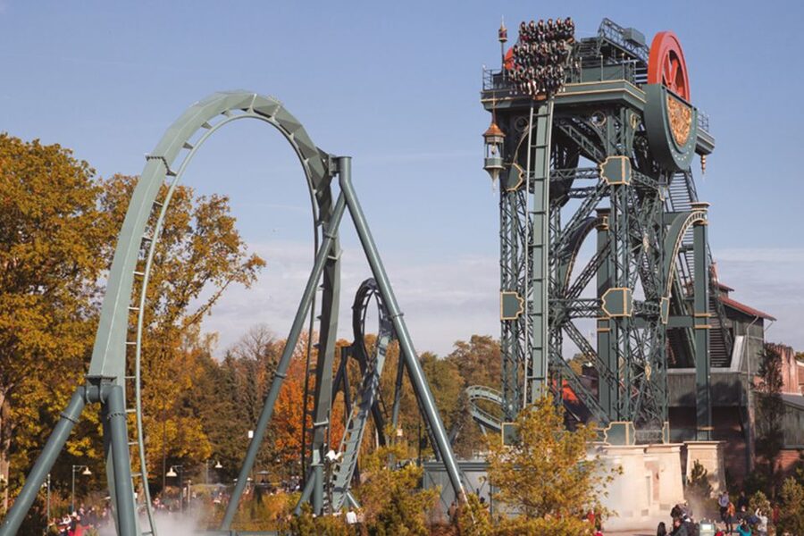 Kaatsheuvel: Efteling Theme Park Day Admission Ticket - The thrill rides: Python, Baron 1898, and the Flying Dutchman