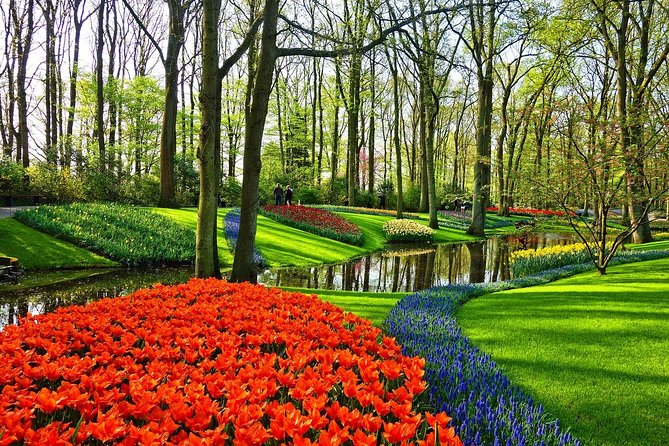 Keukenhof Gardens and Tulips Private Tour from Amsterdam - Keukenhof: two and a half hours among the flowers
