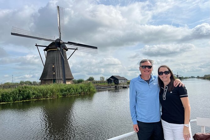 Kinderdijk Windmills, Delft City & Delft Blue Factory Visit - Steven’s guiding style and the value of a private vehicle