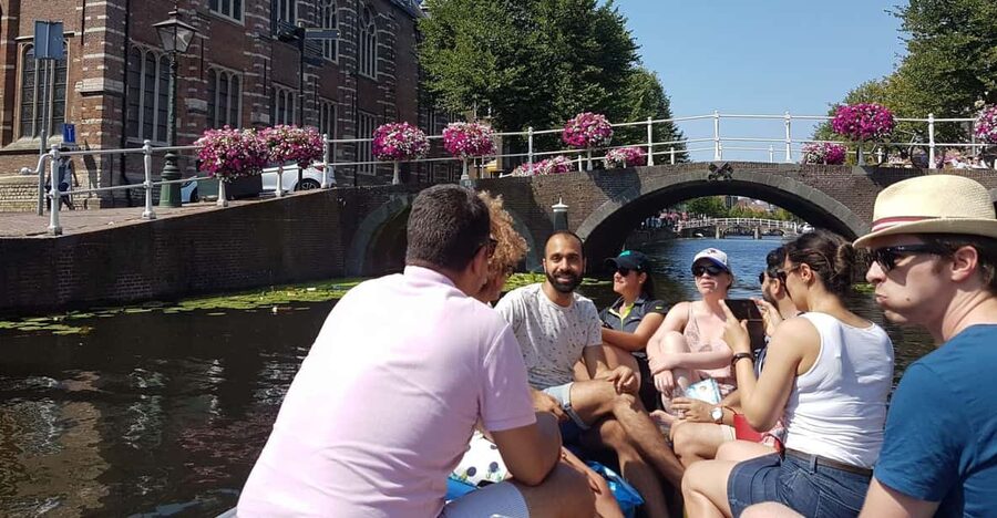 Leiden: Electric Boat Rental - Why Leiden looks better from the water