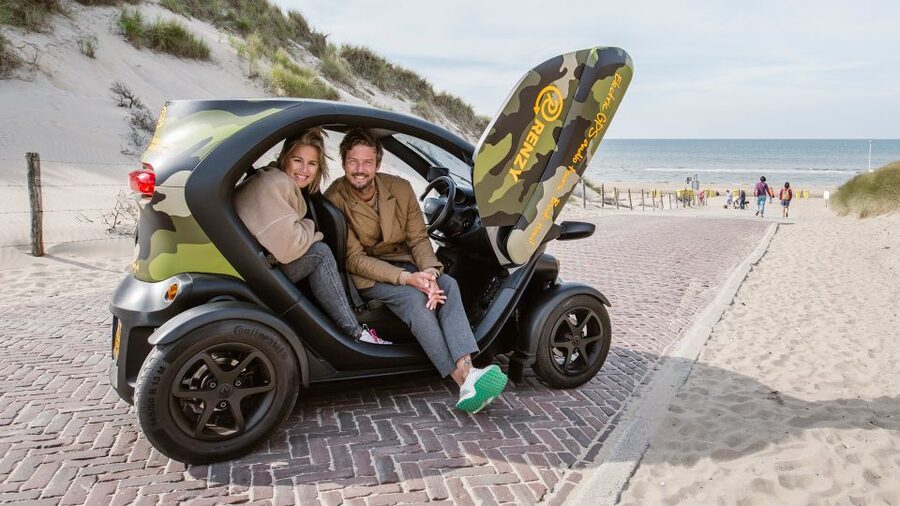 Lisse: Drive-it-Yourself Electric Dune & Beach Audio Tour - Beach stops for photos and sea views
