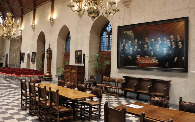 Middelburg: Guided Tour Townhall - The wedding hall and ceremonial side