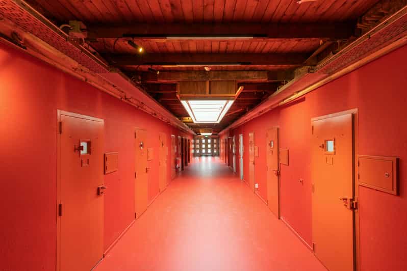 Oranjehotel World War II Prison Entrance Ticket - Who should visit the Oranjehotel?