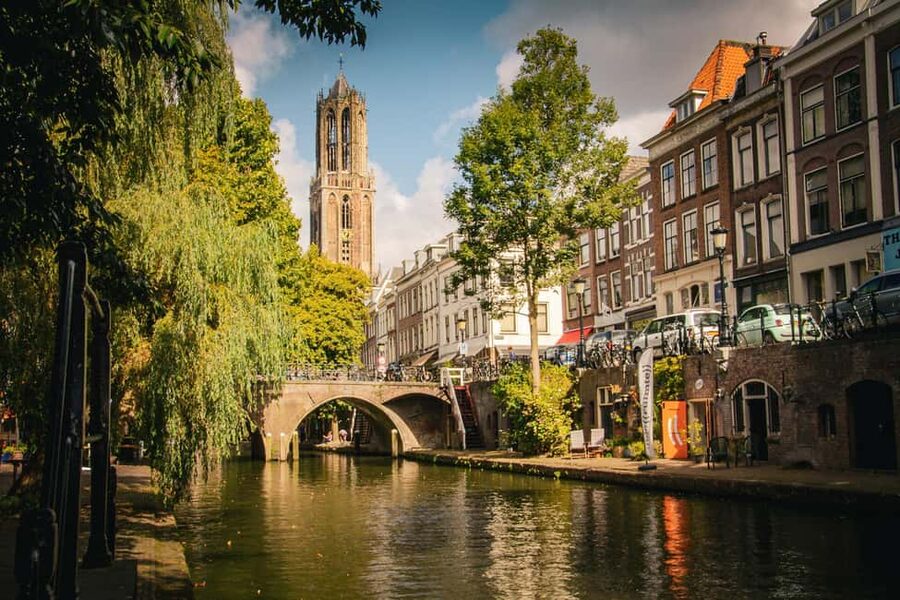 Our Utrecht City Tour (Limited group size & optional Lunch) - The guides are the heart of the experience