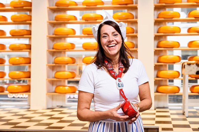Premium Cheese Tasting with Wine and Beer Pairing - Ten Gouda cheeses on the tasting board