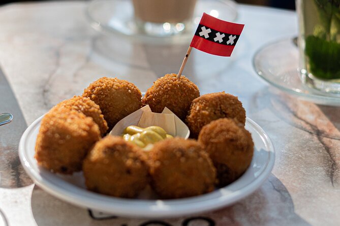 Private Amsterdam Red Light District and Food Tour (TOP RATED) - Seeing the Red Light District with context