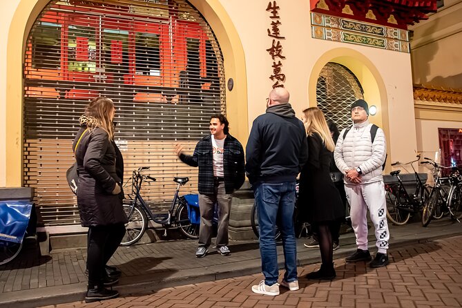 Private Amsterdam Red Light District tour including sex museum - Why a private Red Light District walk works well