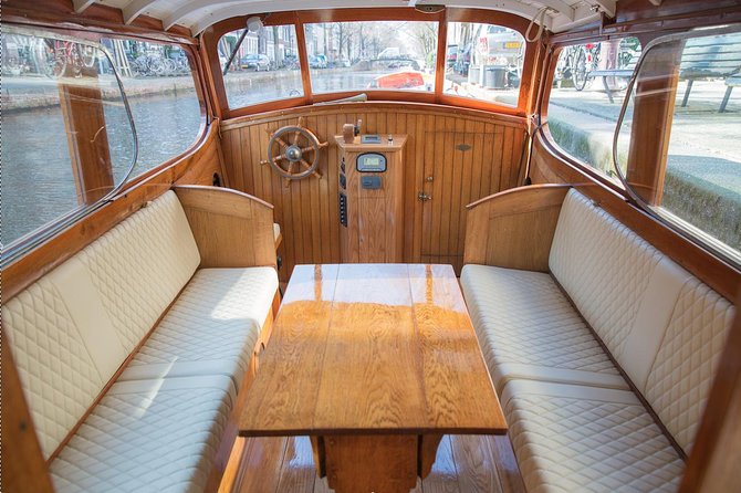 Private Champagne Canal Cruise in Amsterdam - Cruising the Jordaan neighborhood