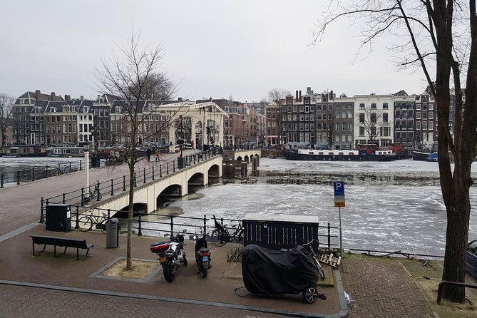 Private Dutch Pancake Cooking Class in an Amsterdam Canal Home - What the 4.8 rating and mixed expectations tell you