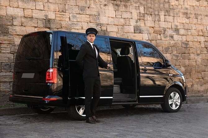 Private One way Transfer Amsterdam Airport to Amsterdam - Is $100.07 per person good value?