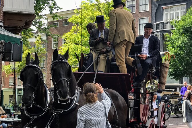 Private tour: Your own Amsterdam: walk through the old city - Rembrandt House and the working artist