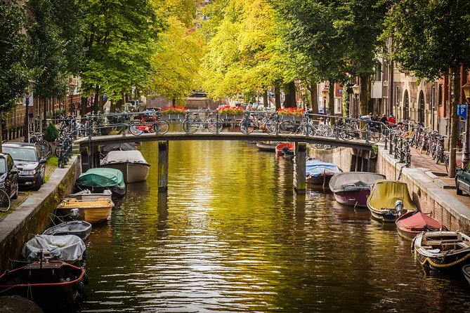 Private transfers from or to Schiphol (AMS) airport Amsterdam - Price: who gets the best value