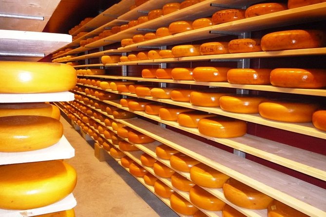 Private Zaanse Schans & Volendam Tour: Windmills, Cheese & Clogs - Why this private outing works well from Amsterdam