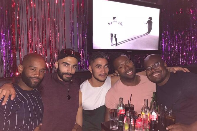 Rainbow Bar Stroll: Sashay through Amsterdam - The first guided stop: about 15 minutes of local context