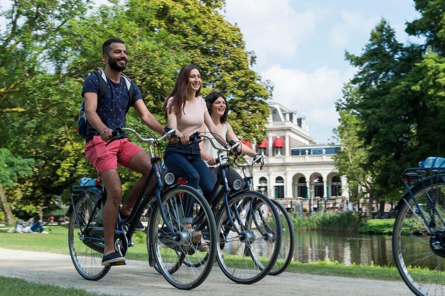 Rent a bike in Amsterdam | 1, 2, 3+ hours - Price and what you receive for $11