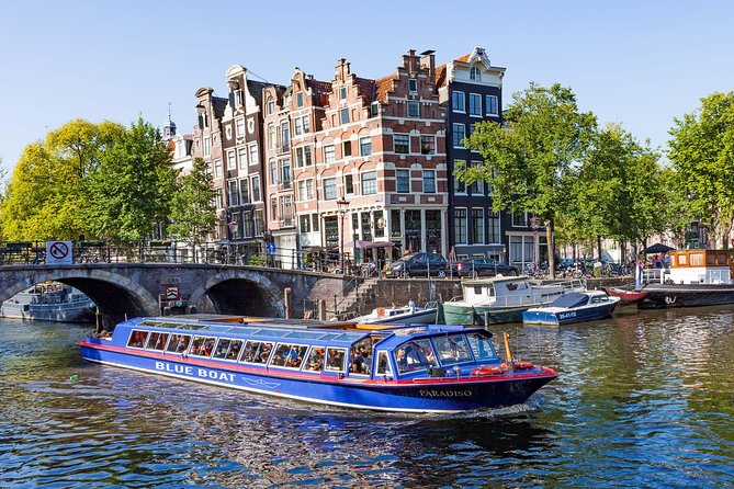 Rijksmuseum Amsterdam and Canal Cruise with Snackbox - Who will enjoy this combination most
