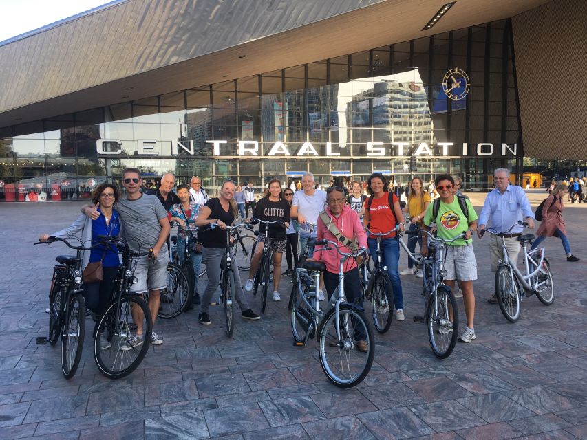 Rotterdam: 2.5-Hour Highlights Bike Tour - Small group or private ride?