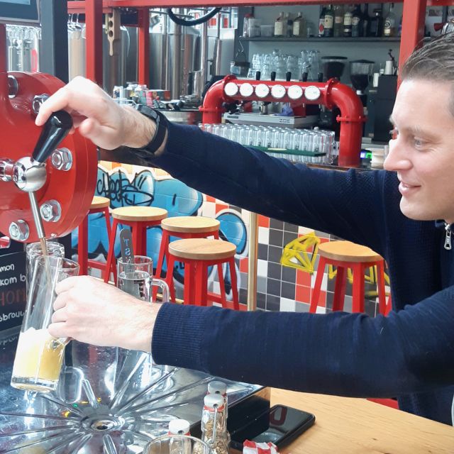 Rotterdam: Breweries and Water Taxi Tour - Meeting at Markthal and getting started