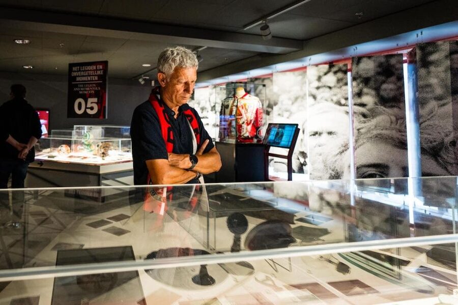 Rotterdam: Feyenoord 'De Kuip' Stadium Tour - Meeting at the Feijenoord fanshop
