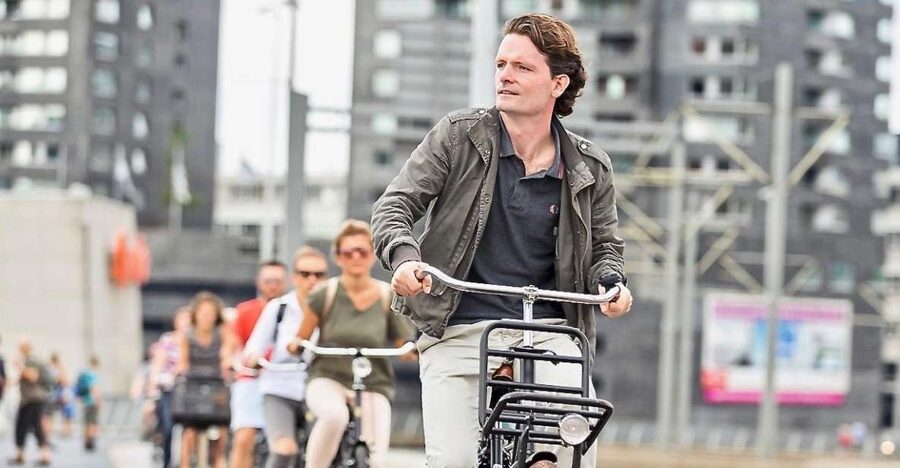 Rotterdam: Food Tour by Bike - What the guides add to the ride