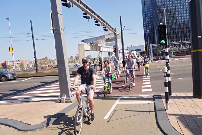 Rotterdam Highlights Bike Tour - The Laurenskerk and the city’s pre-war reminders