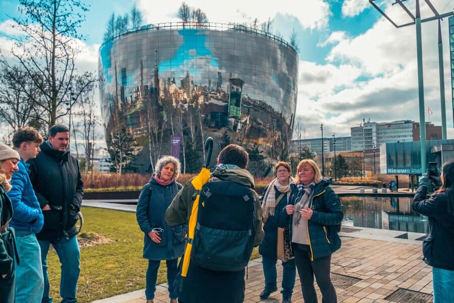 Rotterdam: Highlights & Gems Walking Tour with Dutch Local - The Erasmus Bridge and skyline views