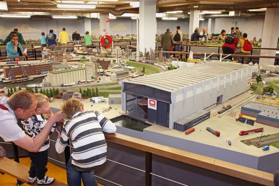 Rotterdam: Miniworld Rotterdam Entry Ticket - How much time should you allow?