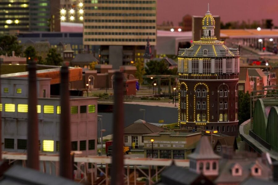 Rotterdam: Miniworld Rotterdam Entry Ticket - Access, comfort, and practical points