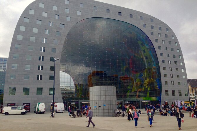 Rotterdam Must Do Tour: Highlights, History, WW2 and Architecture - The Nieuwe Delftse Poort and a lost city gate