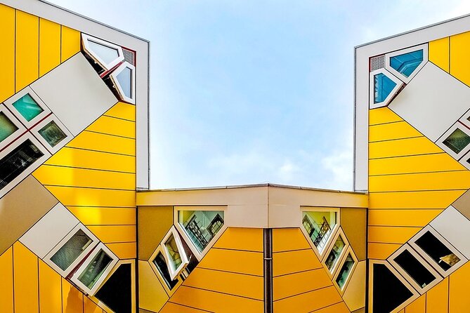 Rotterdam Must Do Tour: Highlights, History, WW2 and Architecture - Crossing the 390-meter Luchtsingel